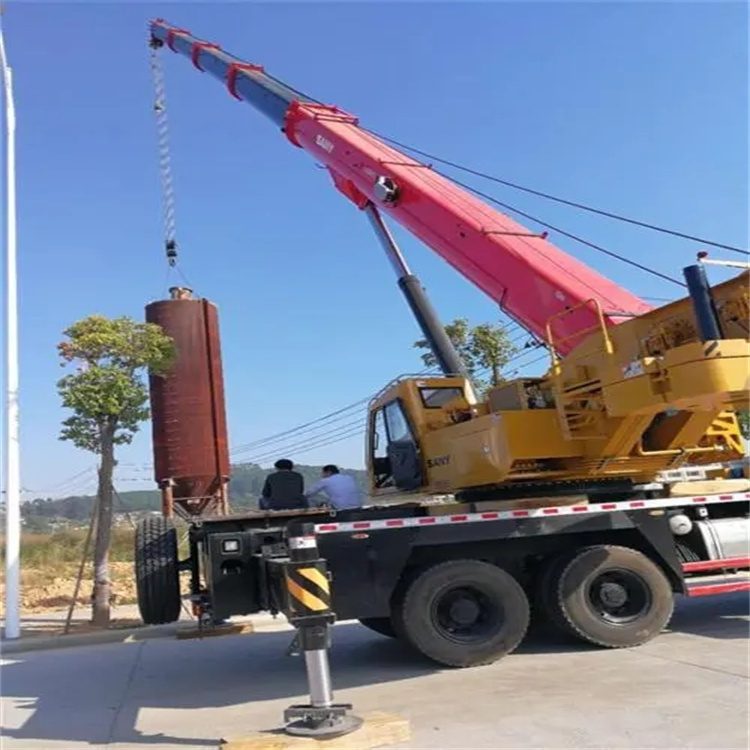 保康专业吊车租赁多少钱